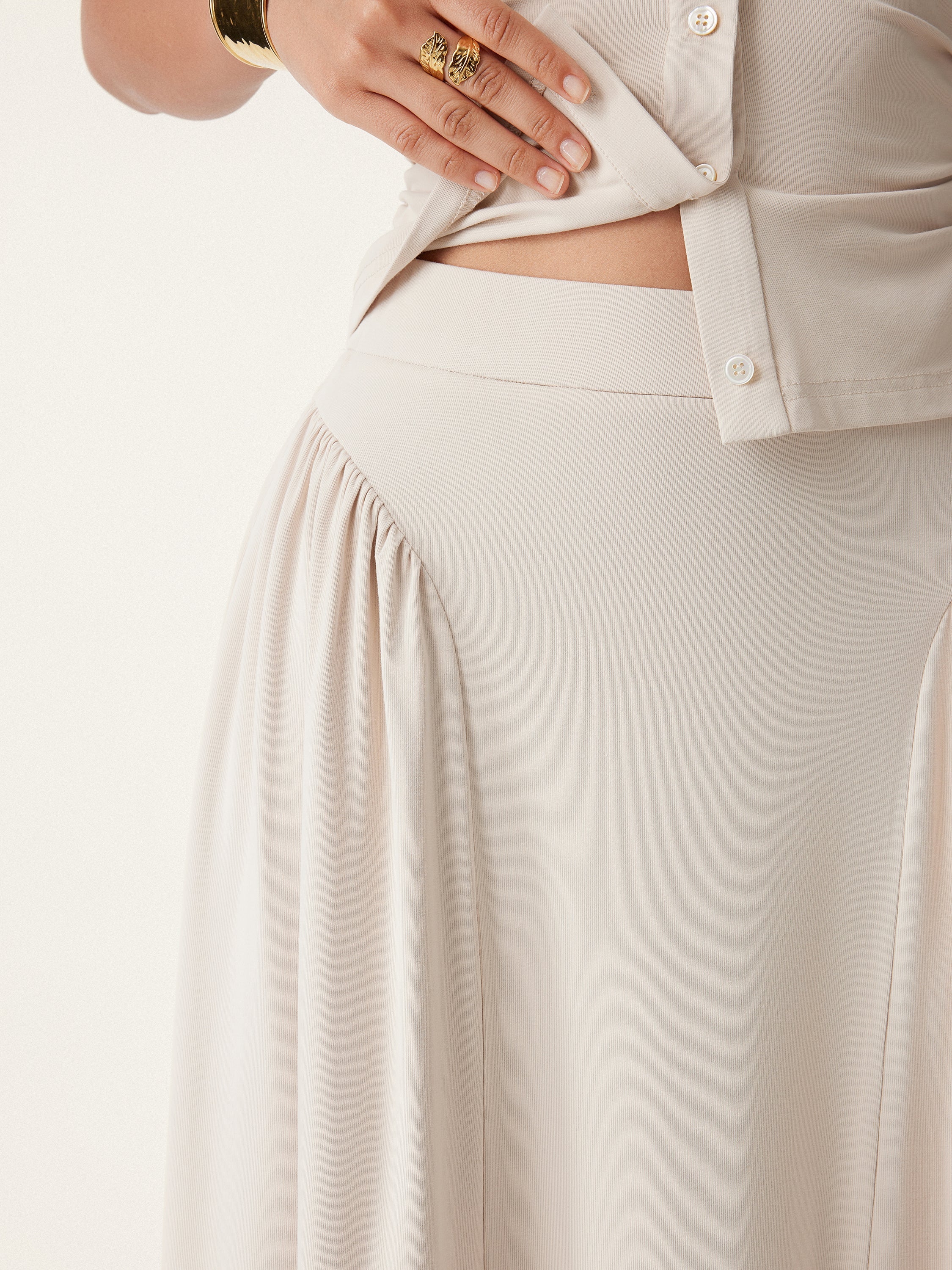 Curved Gathering Flared Midi Skirt with Pockets