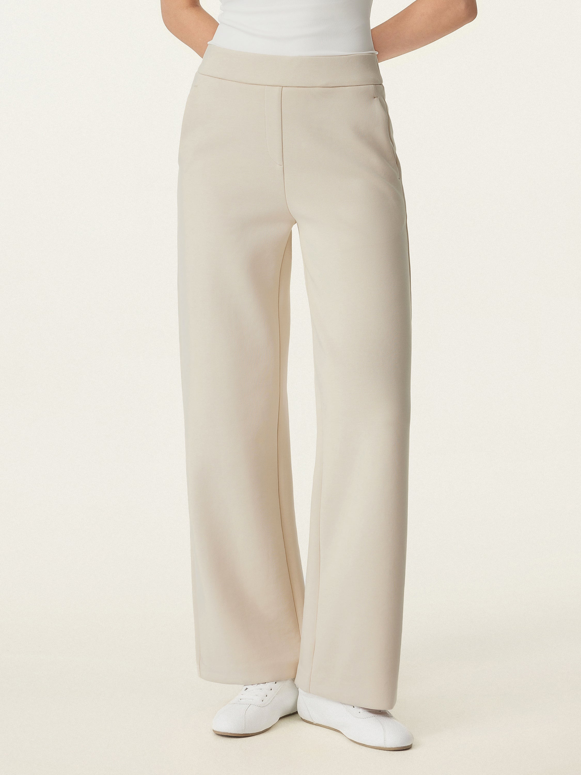 Textured Mid Rise Pull-on Straight Pant with Pockets