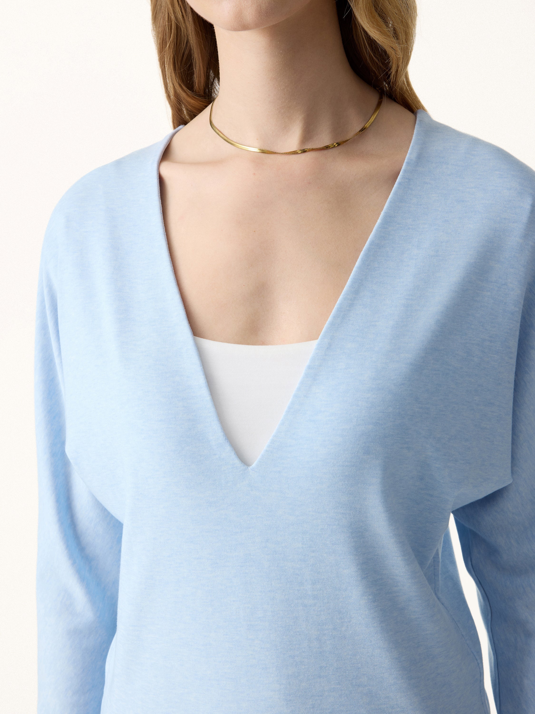 Non-Itch Lyocell Wool Relaxed V-Neck Batwing Sleeve Top