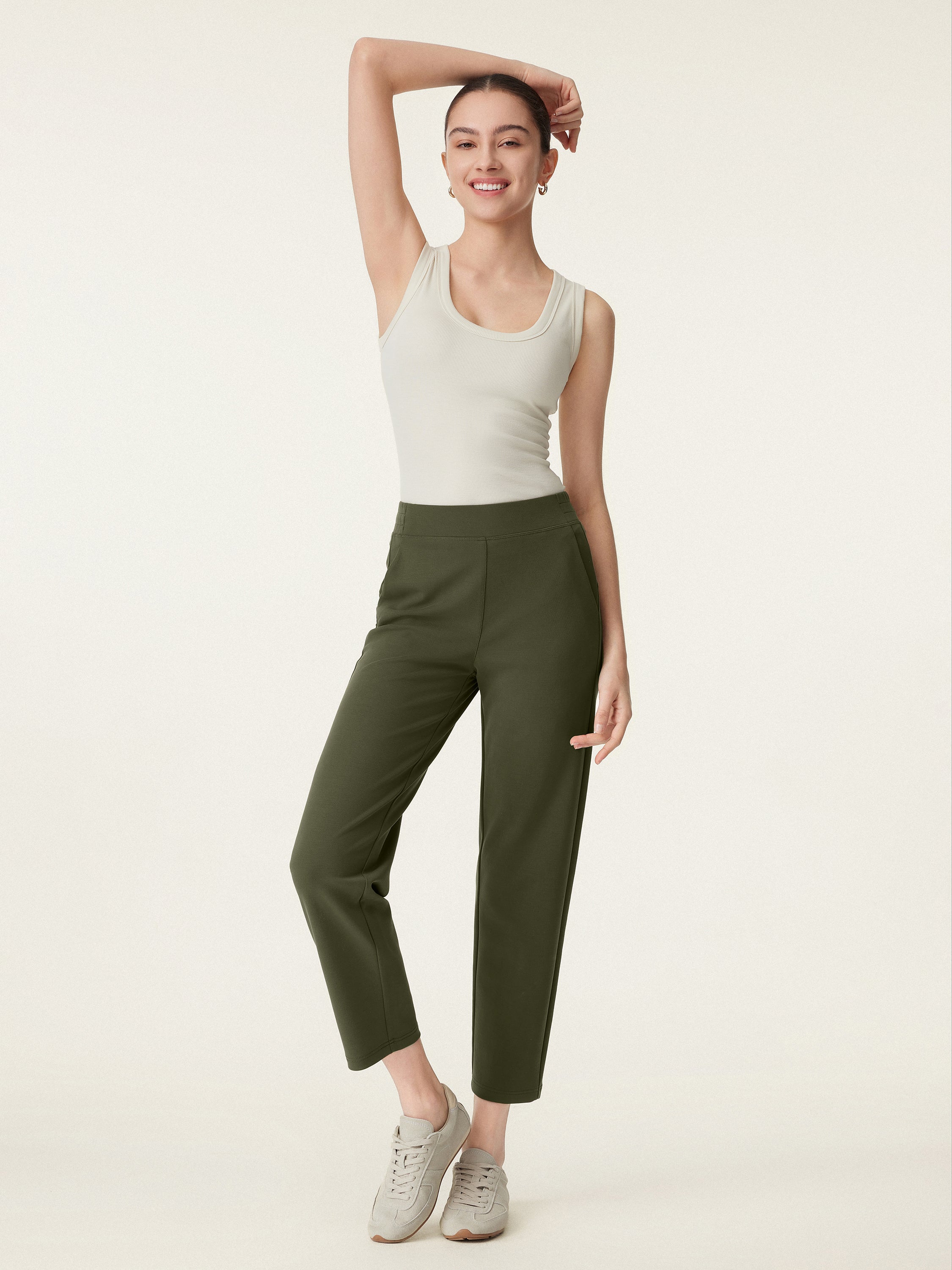 Mid Rise Pull-on Tapered Pants with Pockets