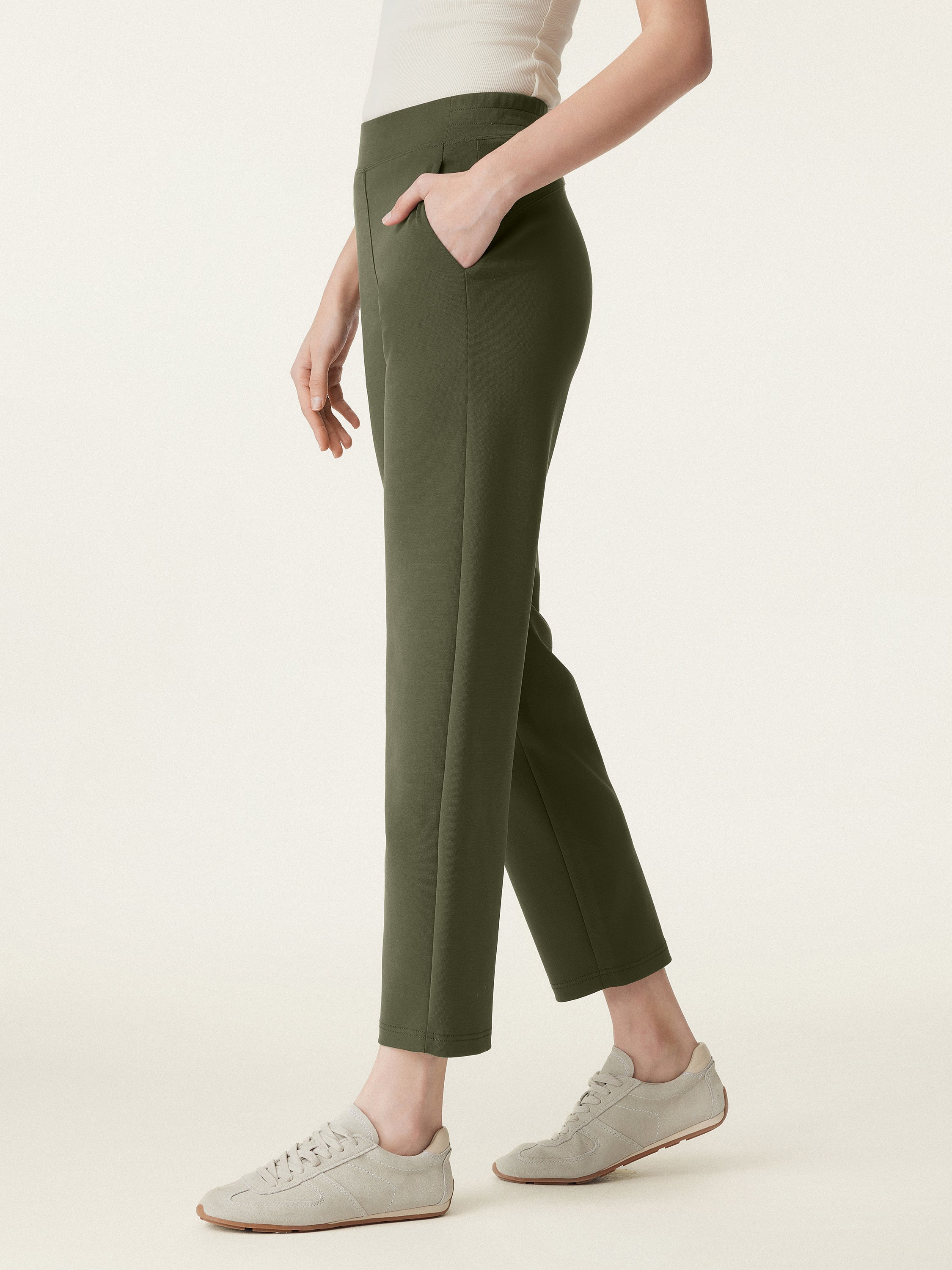 Mid Rise Pull-on Tapered Pants with Pockets