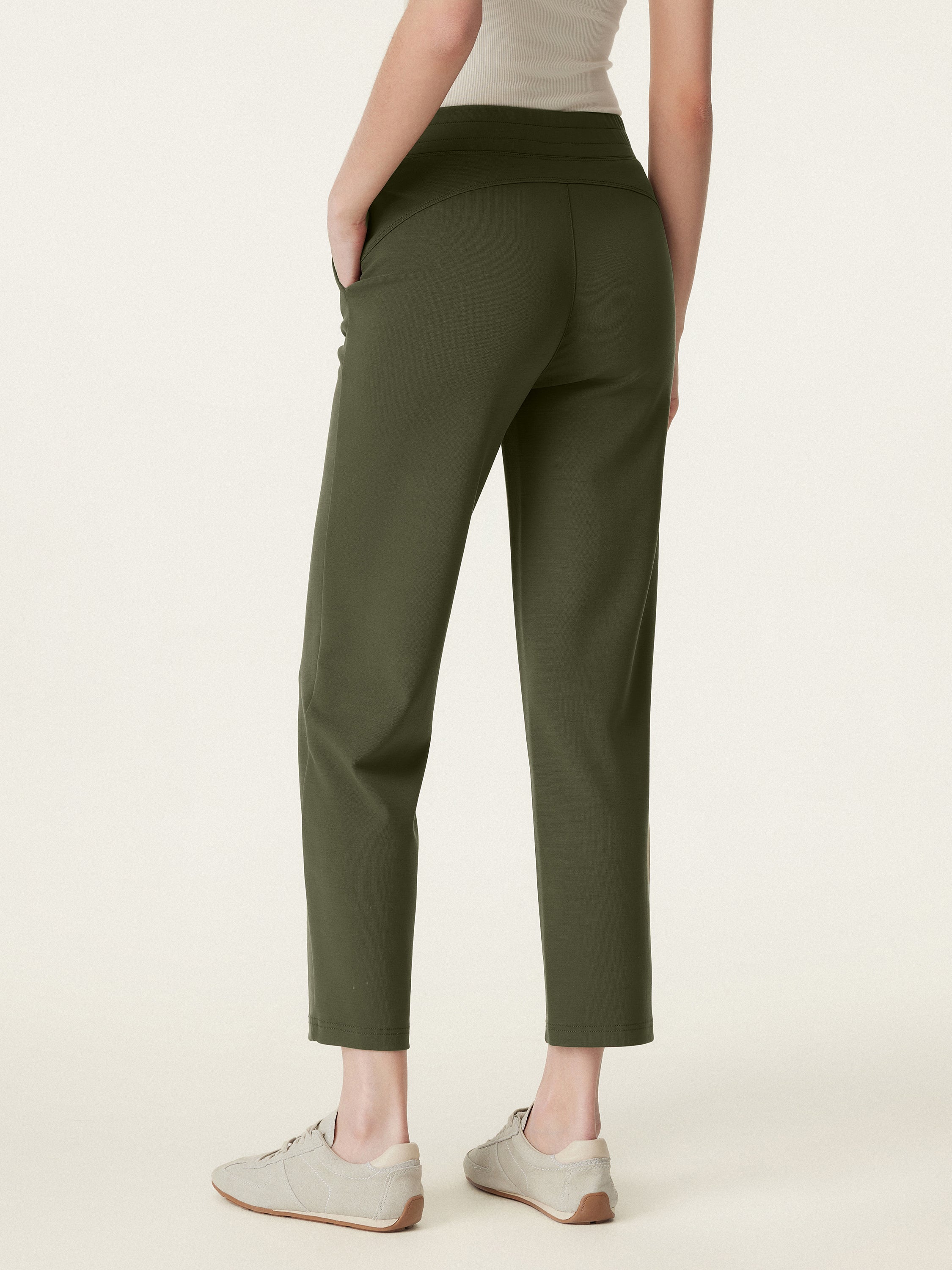 Mid Rise Pull-on Tapered Pants with Pockets
