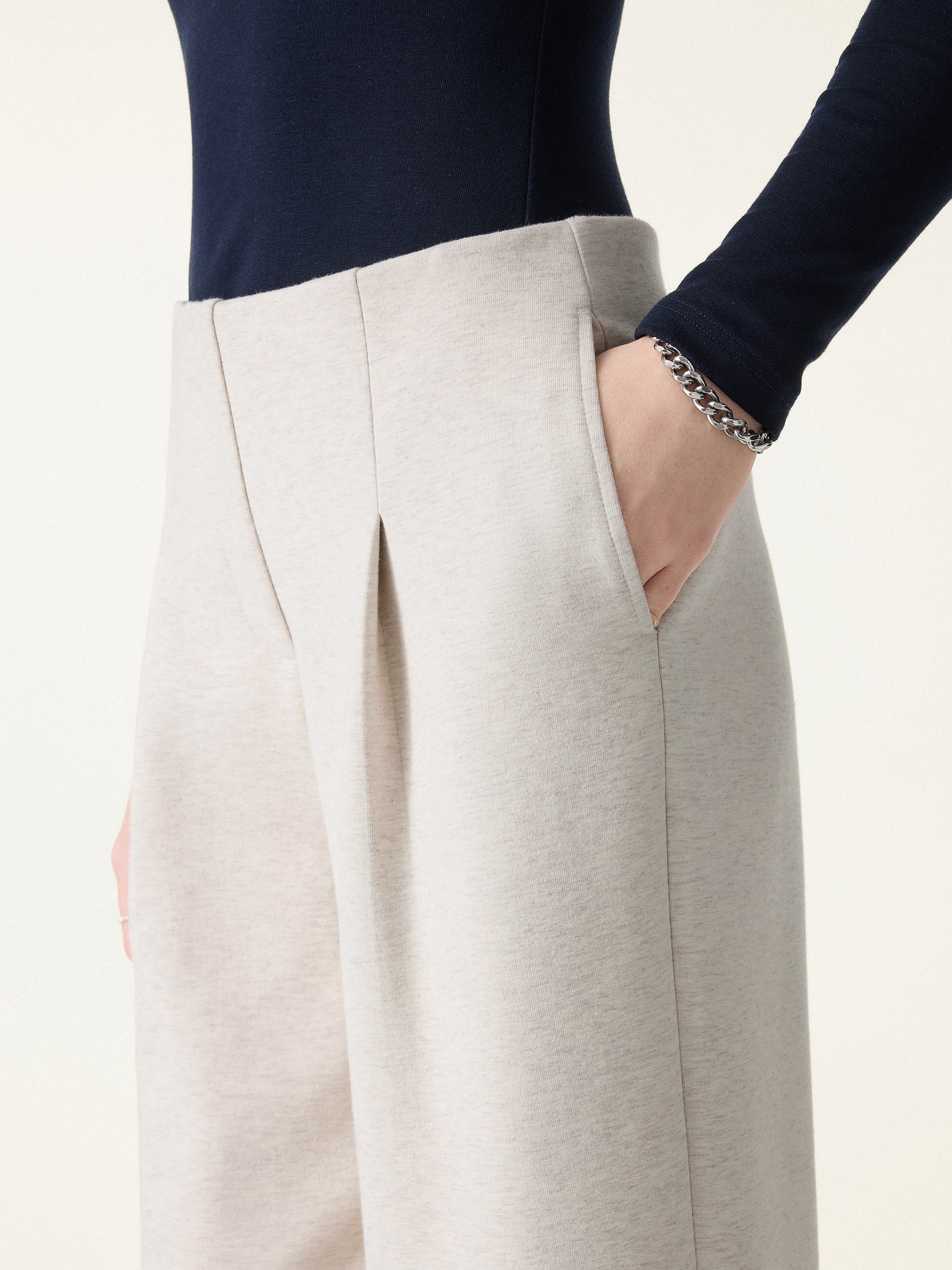 Tummy-Control Mid Rise Straight Leg Pull-on Pants