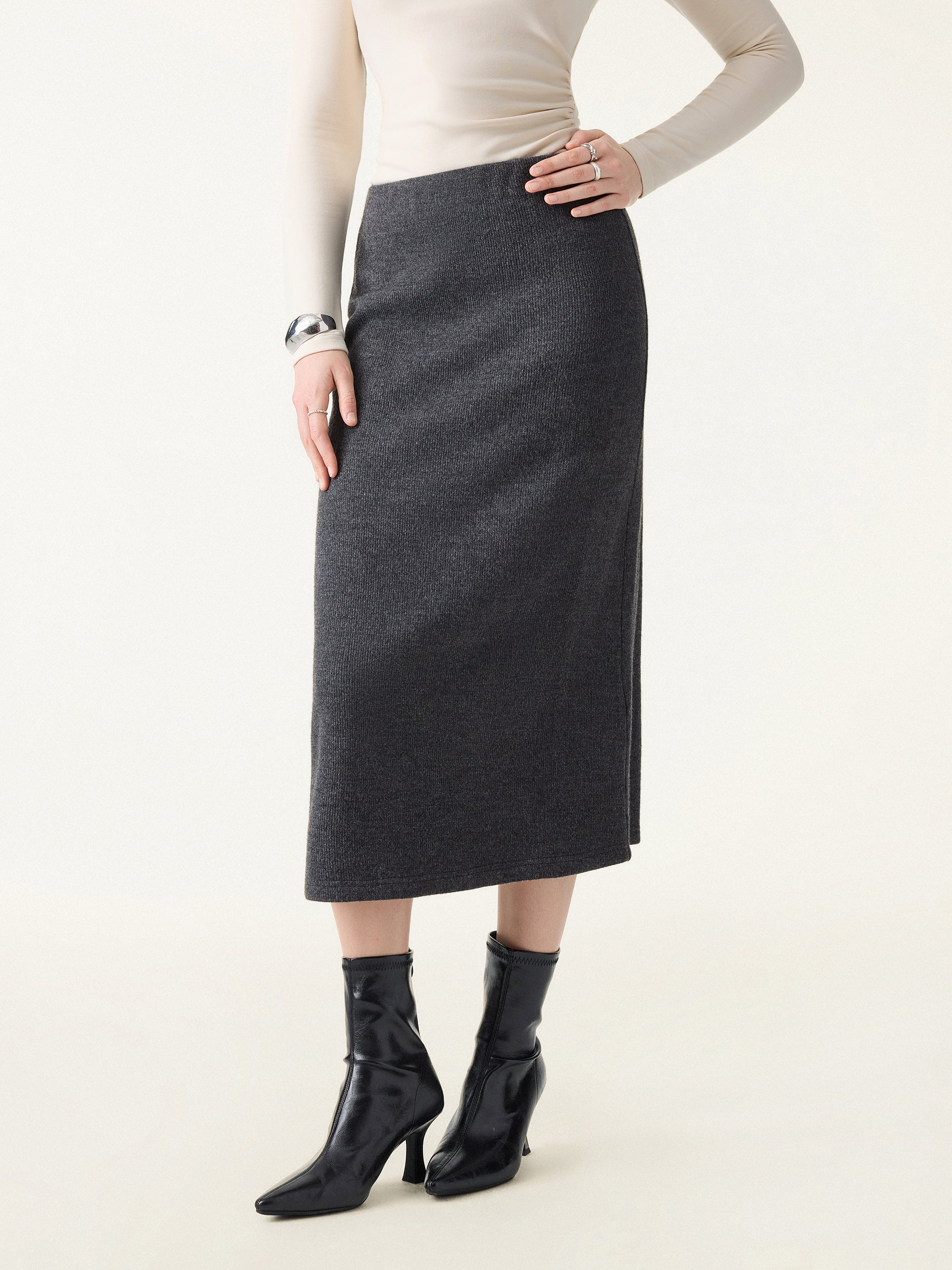 Ribbed H-line Pull-on Midi Skirt