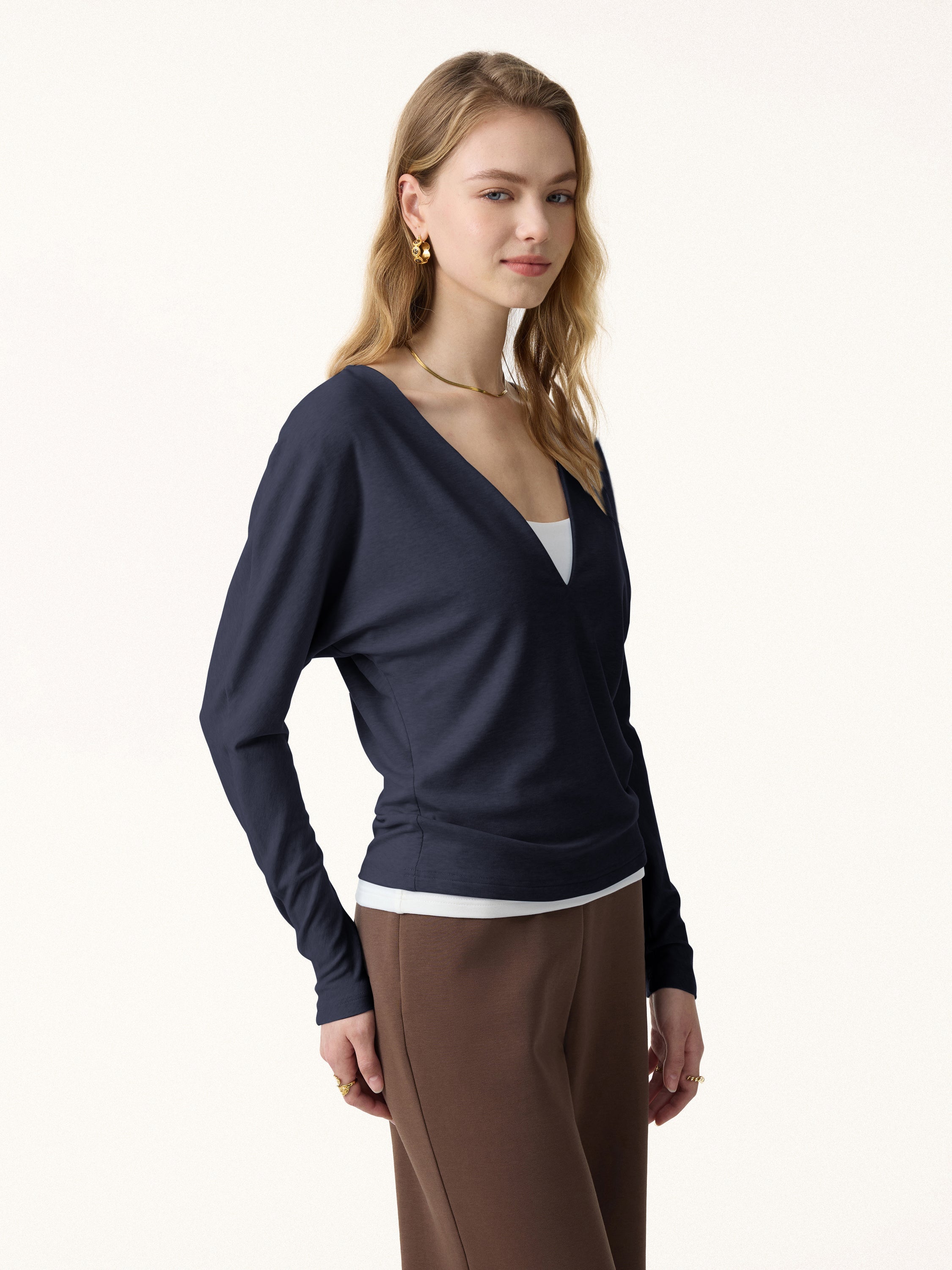 Non-Itch Lyocell Wool Relaxed V-Neck Batwing Sleeve Top
