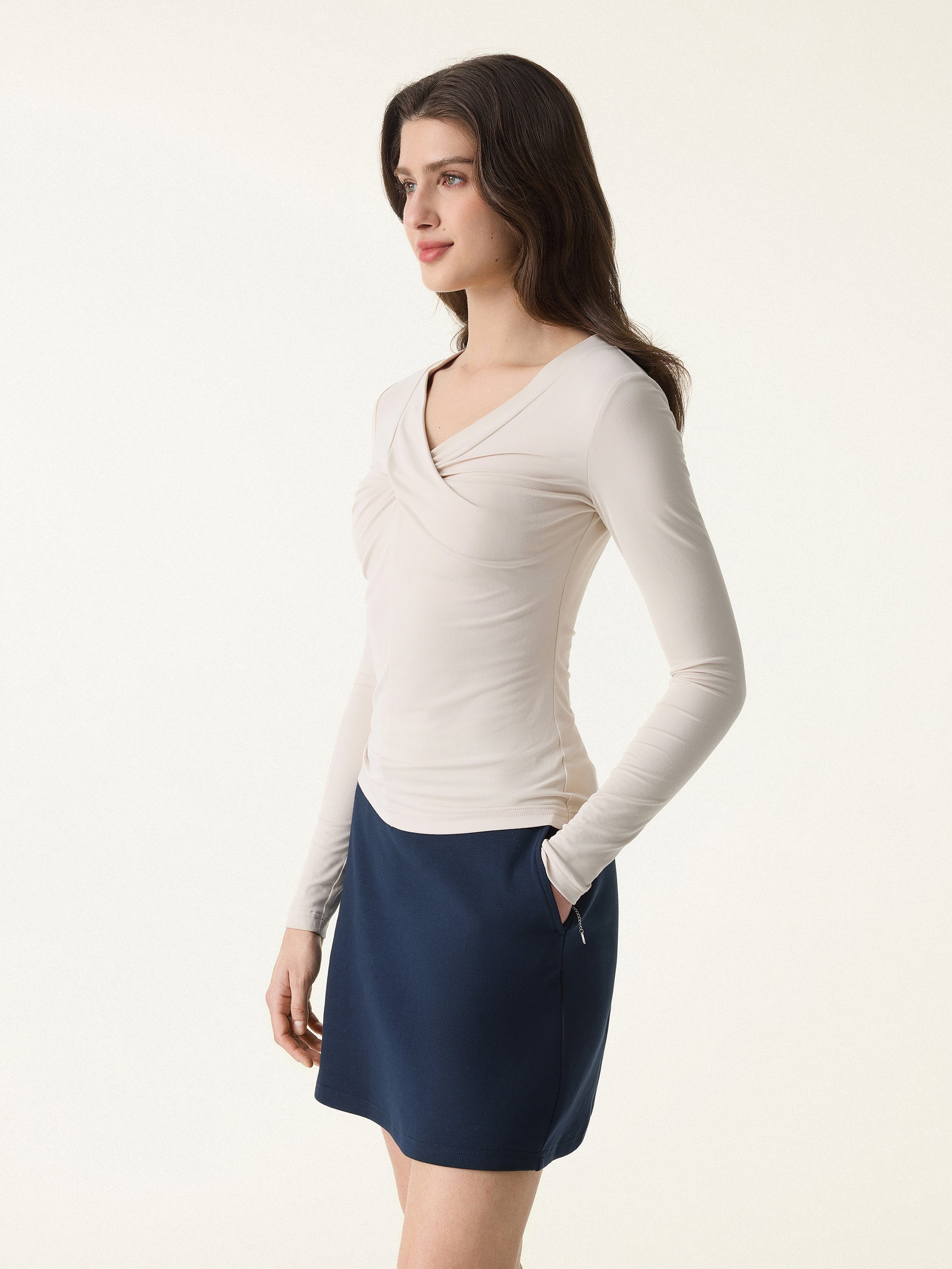 SkinKiss Twisted V-Neck Long Sleeve Top